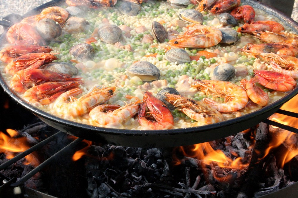 paella-1167973_1920.jpg